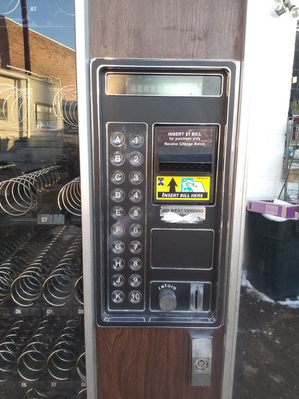 Buy Automatic Products 111 Snack Machine Online - Image 6